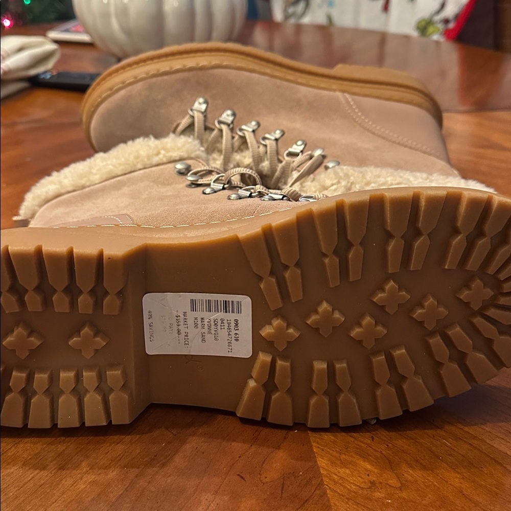 NWT Splendid Yvonne Ankle Shepa Fur lace up ankle boots - warm sand size 10 - Picture 6 of 9